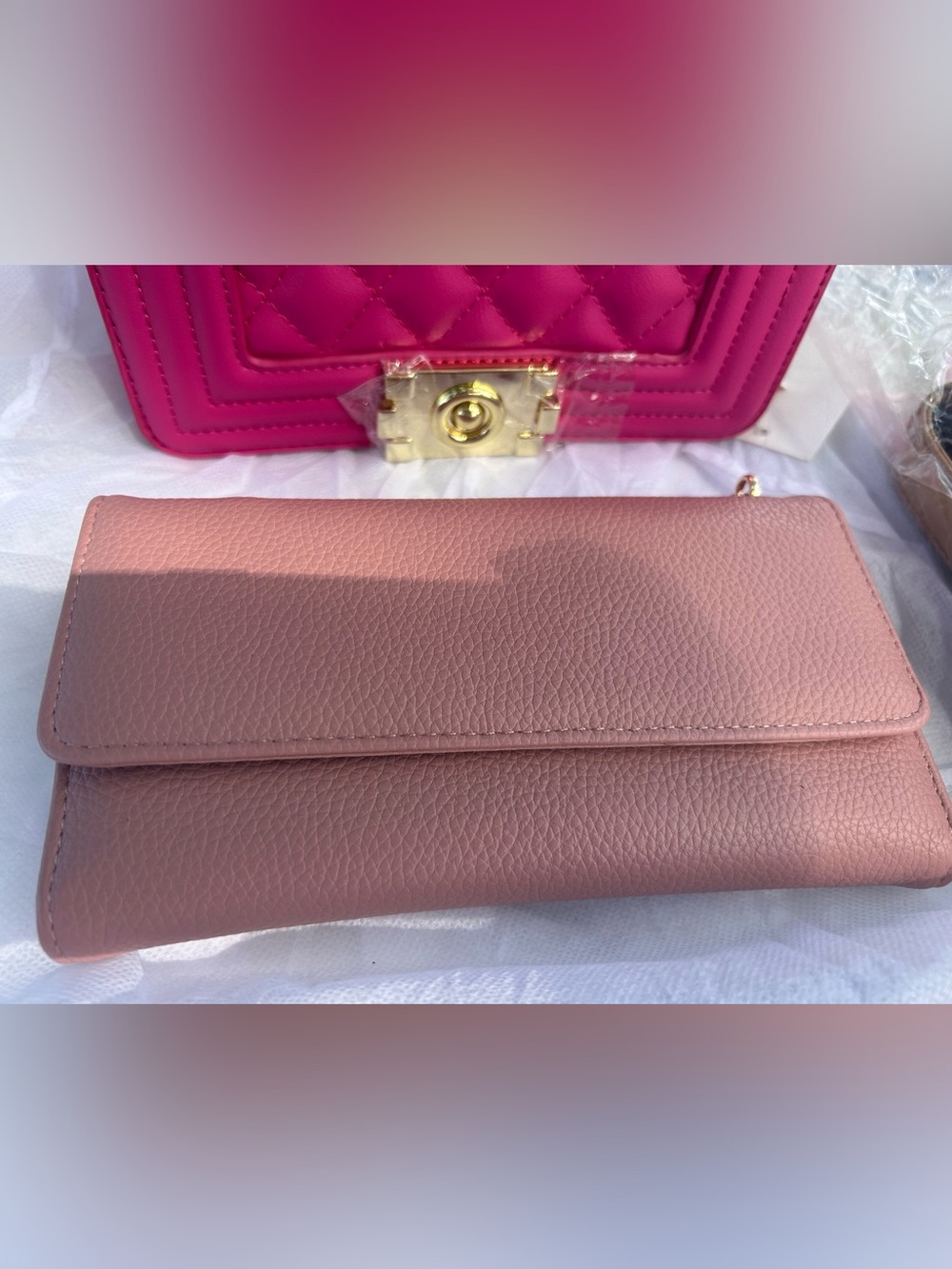 Ladies Pink Leather Zip Wallet Clutch